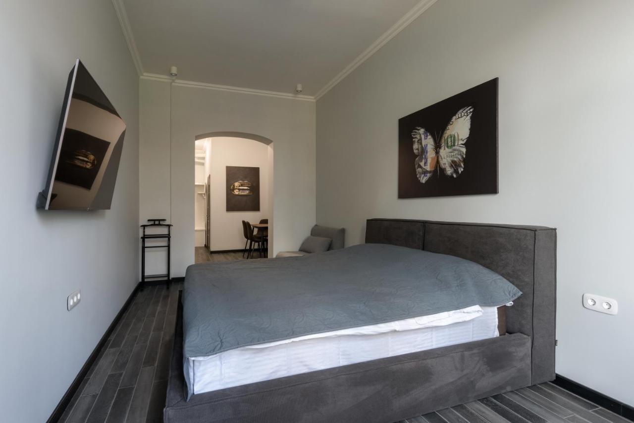 Apart Hotel Fusion Черновцы Экстерьер фото